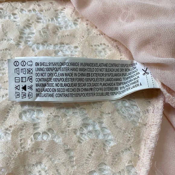 Forever 21 Lace Sleeveless Pink Top Size M - Picture 4 of 6